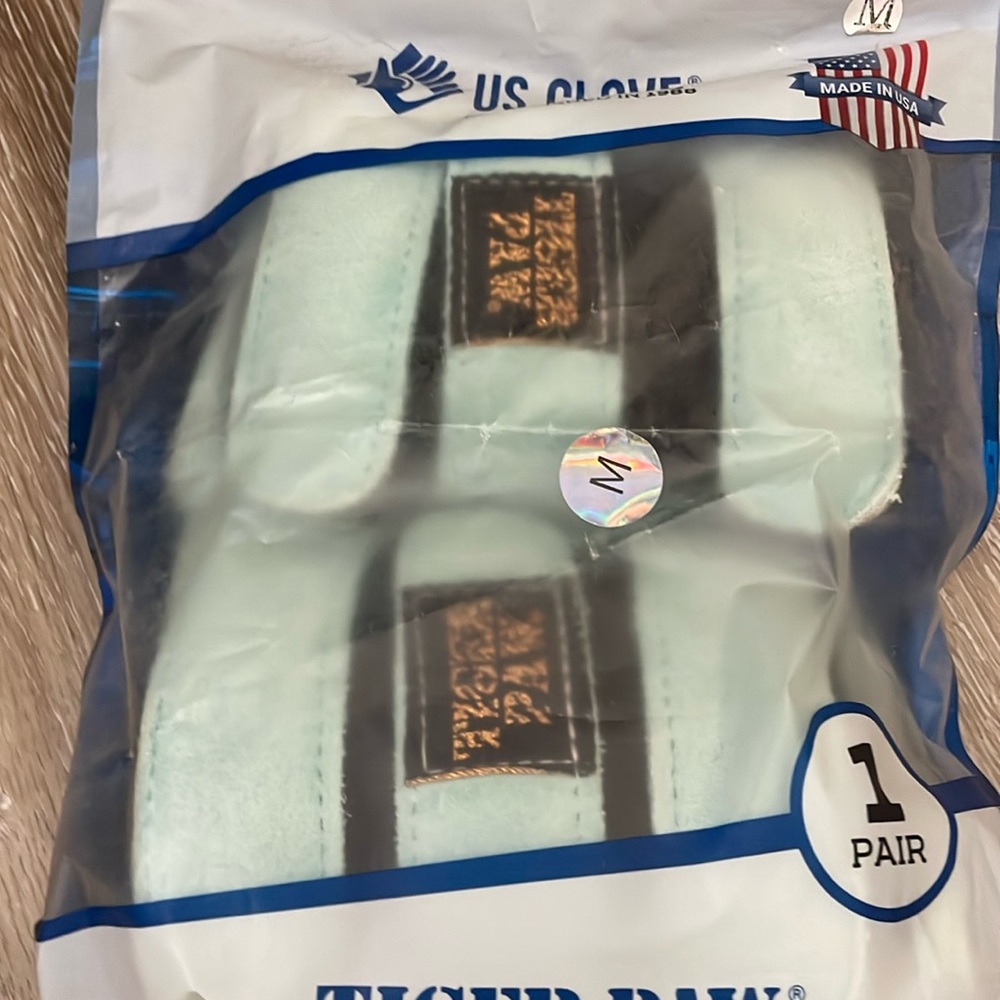 Tiger paws for gymnastics size m MAKE OFFERS